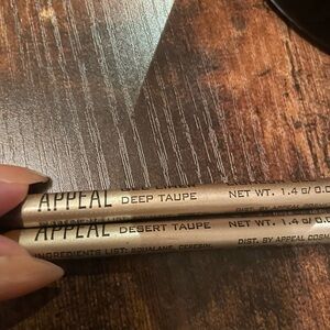 APPEAL Taupe Eyeliner Set - Deep Taupe & Desert Taupe